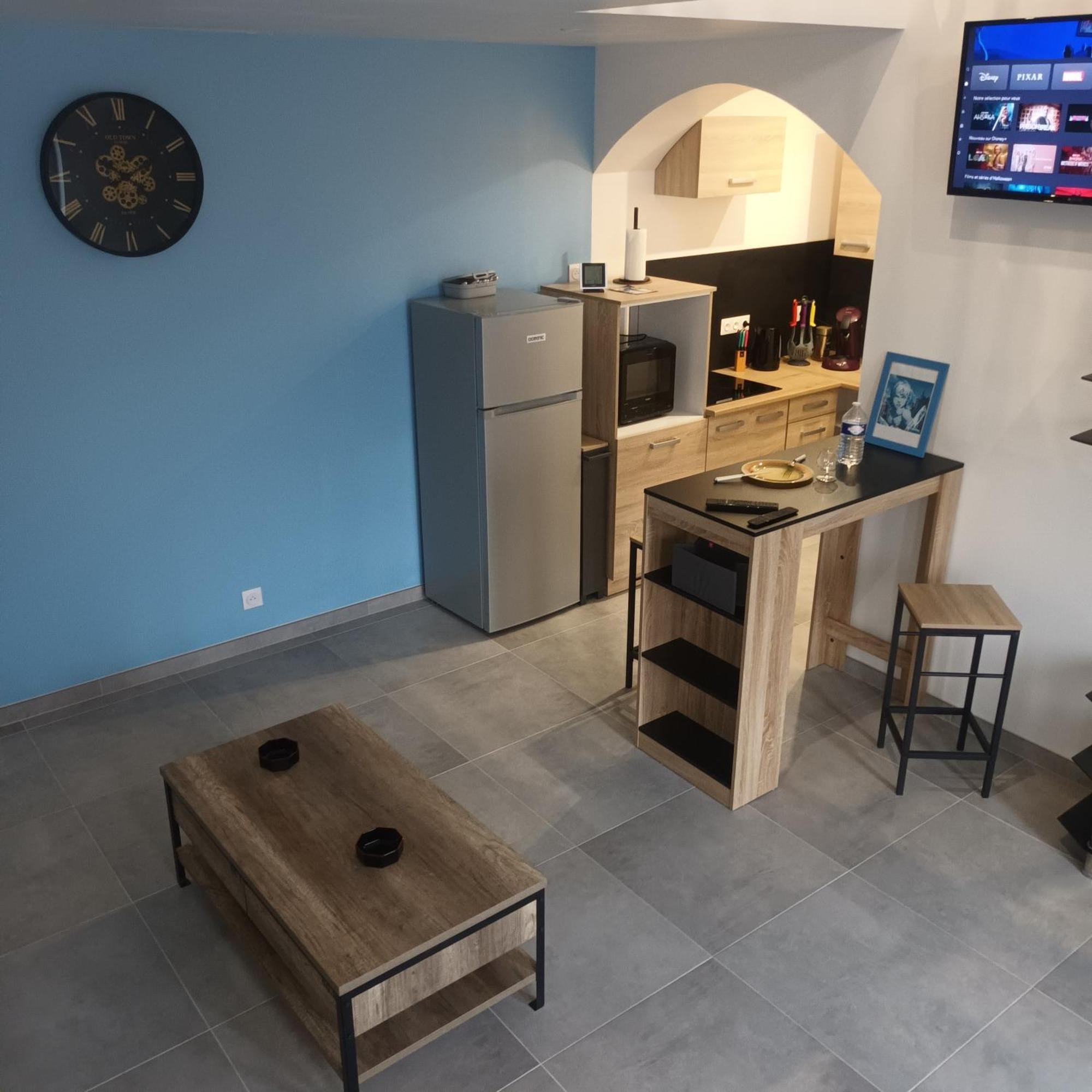 شقة Loft Entier, Calme, Fibre Et Wifi سانت كونتان المظهر الخارجي الصورة